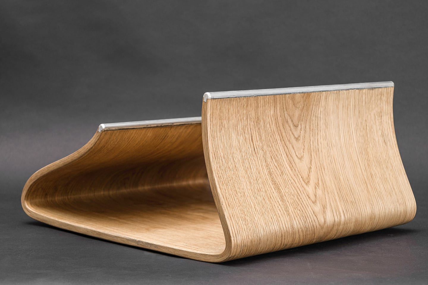 16 Grad — Formholz-Bank — Designtalente NRW 2022